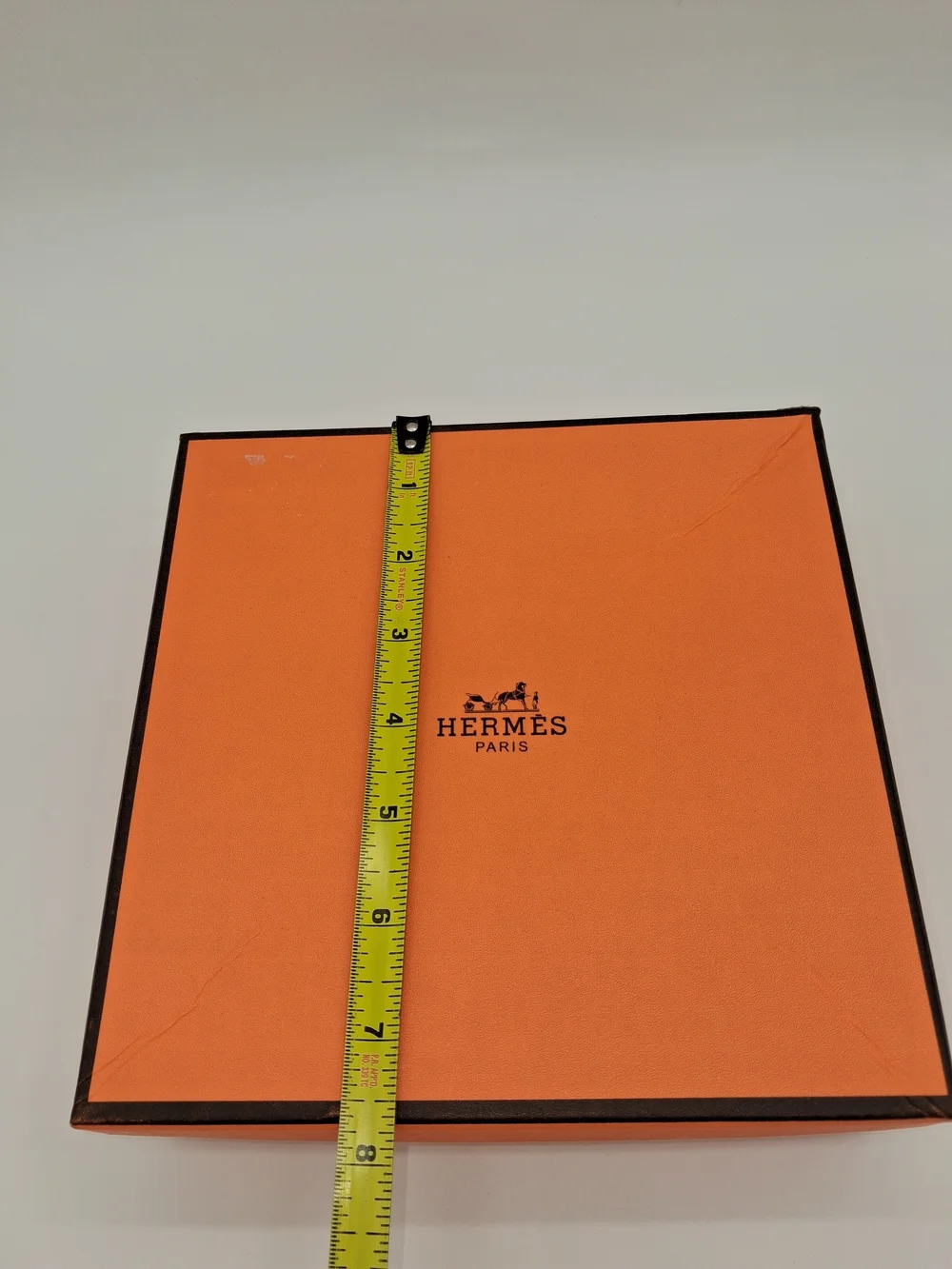 HERMÈS Paris Orange Gift Box 7.5